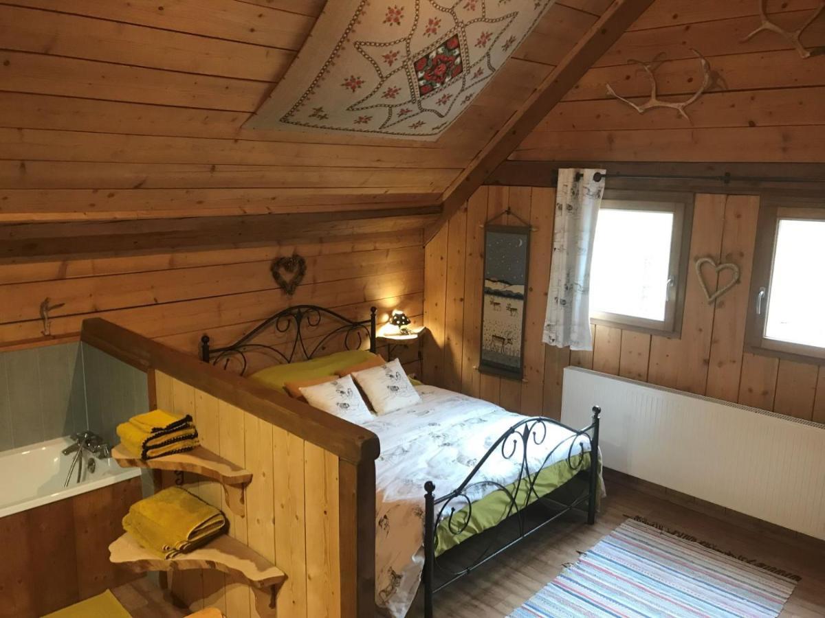 Chambre D'Hotes Carelie Et Laponie 오르베 외부 사진